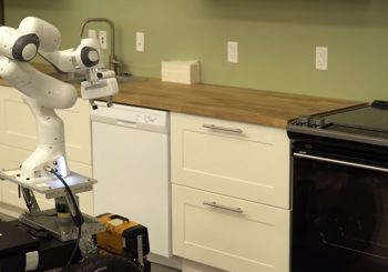 Nvidia показала робота-помощника, который помоет за вас всю грязную посуду. Он напоминает Кодсворта из Fallout 4