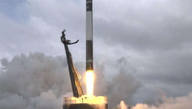 Небольшой спутник DARPA доставлен на орбиту сверхлёгкой ракетой Rocket Lab»