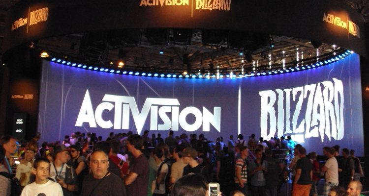 Президент Activision Blizzard дал свой номер телефона 10 000 сотрудников