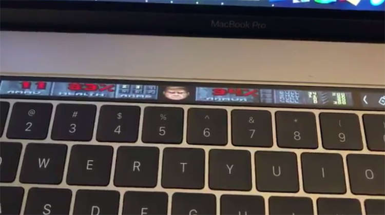 На сенсорной панели MacBook Pro запустили Doom